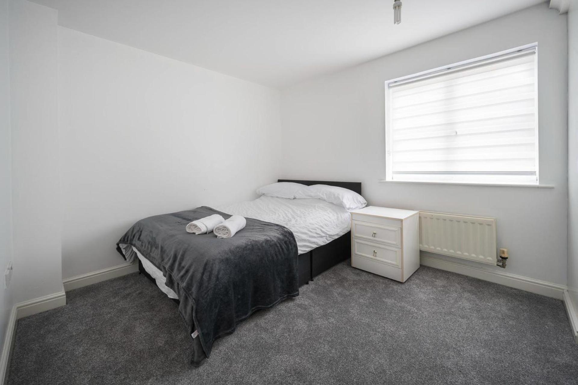 House-Sleeps7-Parking-Garden-Sportschannels Maidstone Esterno foto